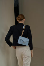 Load image into Gallery viewer, The Envelope Chain Crossbody - Ice Croc

