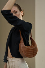 Load image into Gallery viewer, Rantan Bag - Brown Croc
