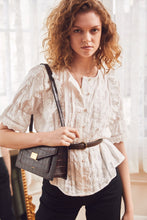 Load image into Gallery viewer, Lilian Bag - Brown Croc
