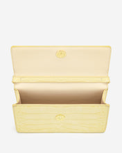 Load image into Gallery viewer, Julia Acrylic Chain Crossbody Bag - Light Yellow Croc
