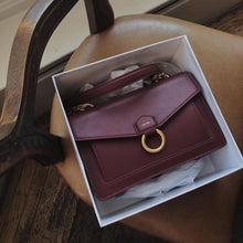 Load image into Gallery viewer, The Envelope Chain Crossbody - Wine Red
