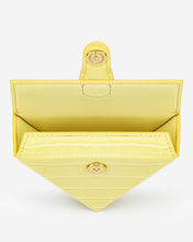 Load image into Gallery viewer, Triangle Mini Box - Light Yellow Croc
