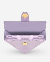 Load image into Gallery viewer, Triangle Mini Box - Purple Lizard
