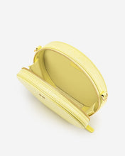Load image into Gallery viewer, Luna Gradient Acrylic Chain Circle Shoulder Bag - Light Yellow Croc
